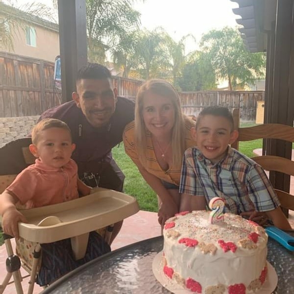 Meet your Posher, Megan - Picture 4 of 5